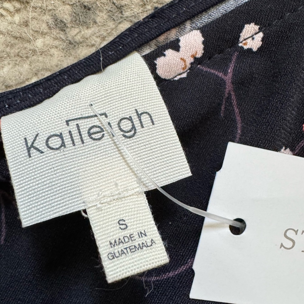 Kaileigh blouse tank top - Picture 3 of 3